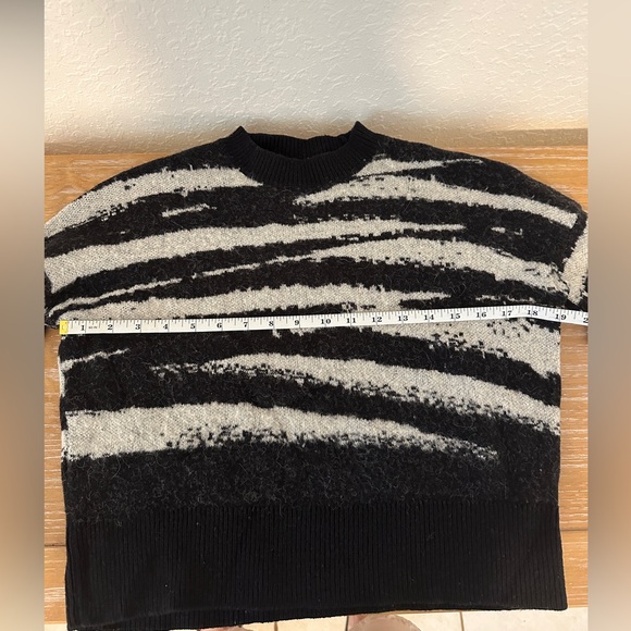 All Saints Ture Crewneck Sweater XS Used Condition - slight pilling - Picture 8 of 9